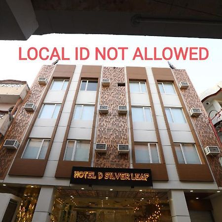 Hotel D Silverleaf Lucknow Bagian luar foto